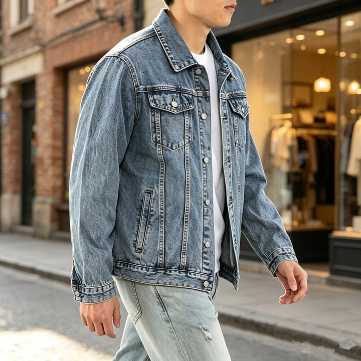 Herren Klassische Denimjacke mit modernen Akzenten Echoarchiv