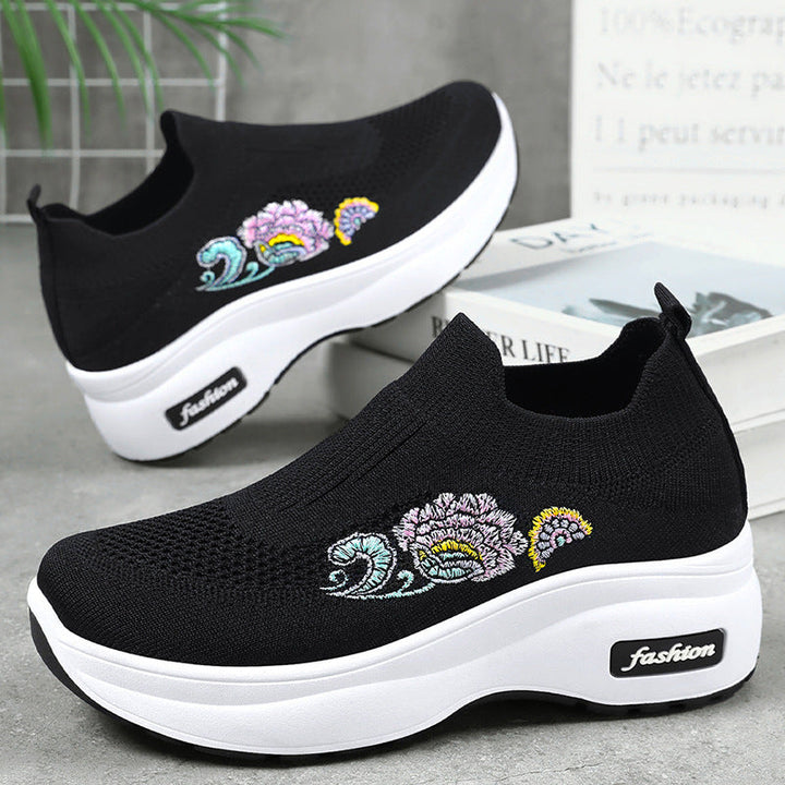 Damen Sportliche Stretch-Sneaker mit floraler Applikation und dämpfender Sohle Echo Archiv