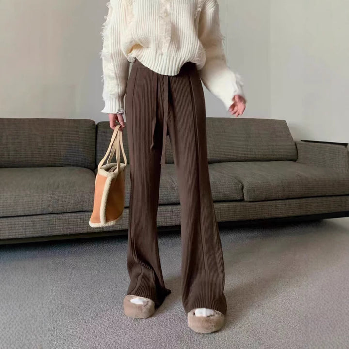 Damen Elegante und bequeme Plissee-Hose Echo Archiv