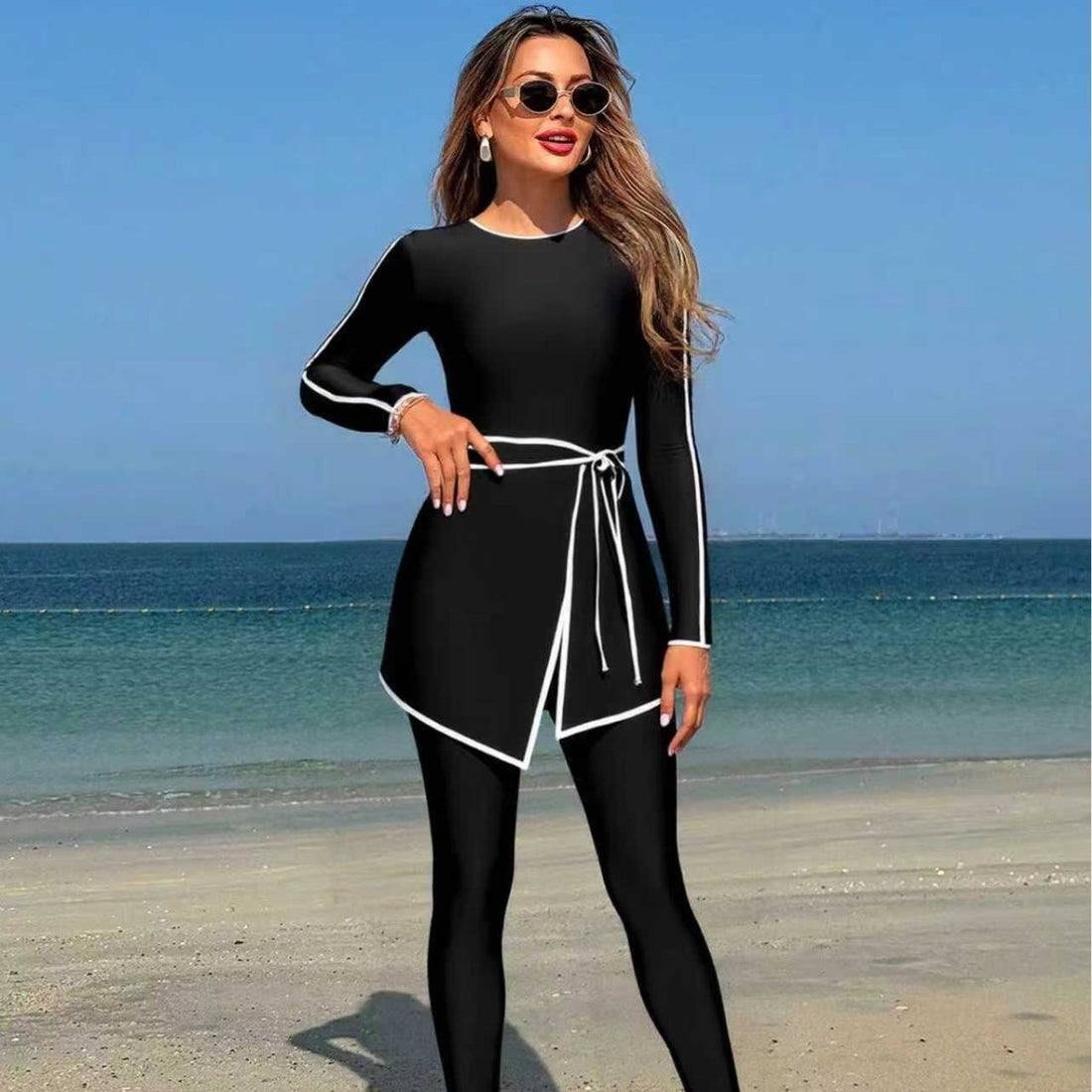 Damen modischer Langarm-Schwimmanzug mit Wickelrock – Maréssa