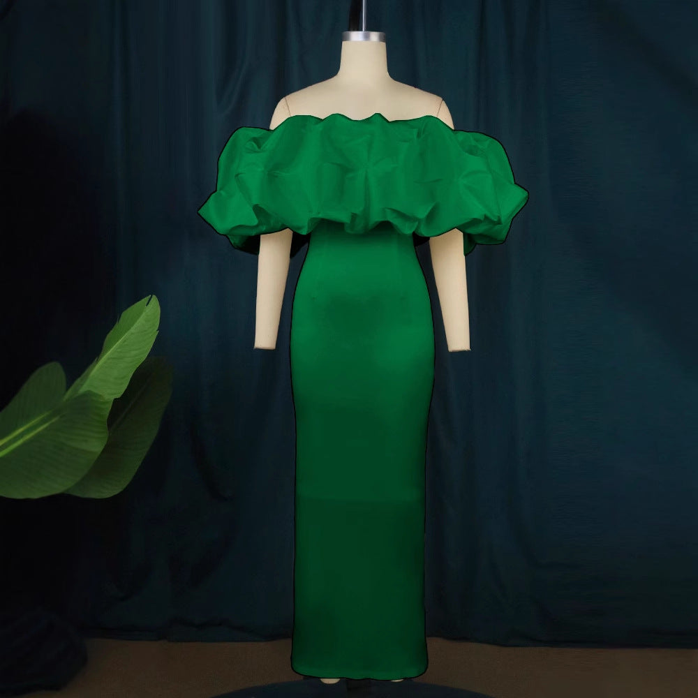 Damen Elegantes Off-Shoulder Maxikleid mit voluminösen Rüschensäumen Echo Archiv