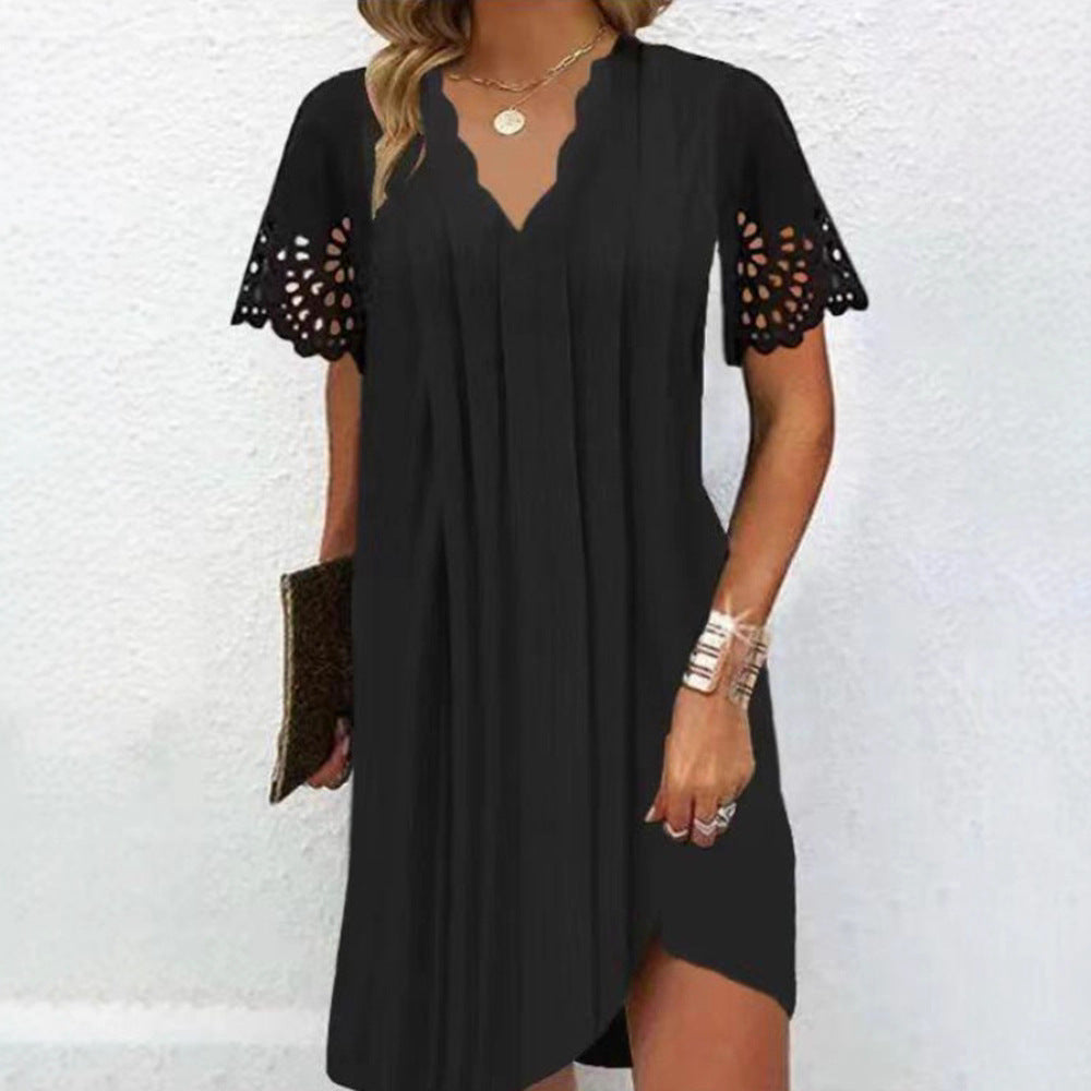 Damen nan knielanges A-Linien-Kleid mit geschwungenem V-Ausschnitt, Lochspitzenärmeln und seitlichem Beinschlitz Echo Archiv