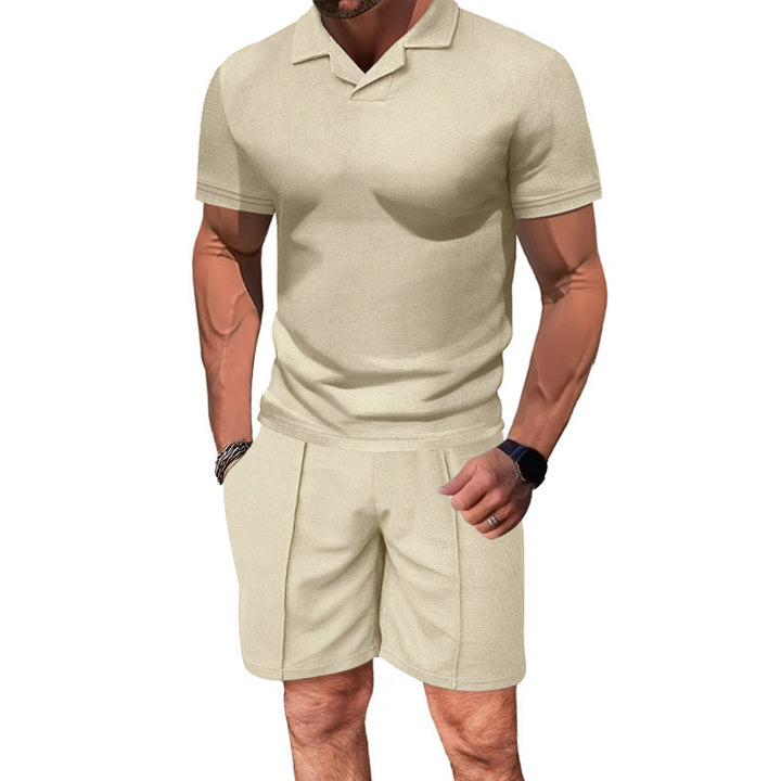 Herren sportliches Freizeitswear-Set mit Poloshirt und Shorts Echoarchiv
