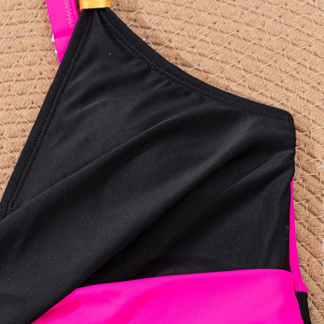 Damen Einteiliger Badeanzug mit modernem Wickeldesign und eleganten Akzenten Echo Archiv
