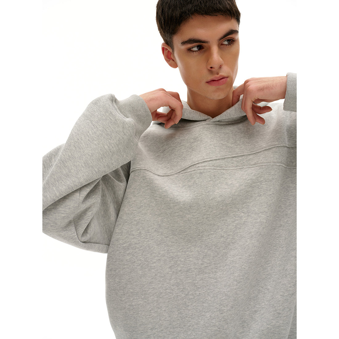 Unisex Kapuzenpullover mit Oversize-Schnitt und dezenter Brustpasse Echoarchiv