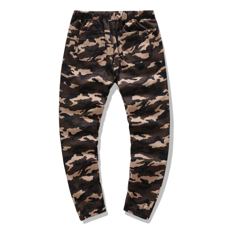 Herren Cargohose im modernen Camouflage-Design mit elastischem Bund Echoarchiv