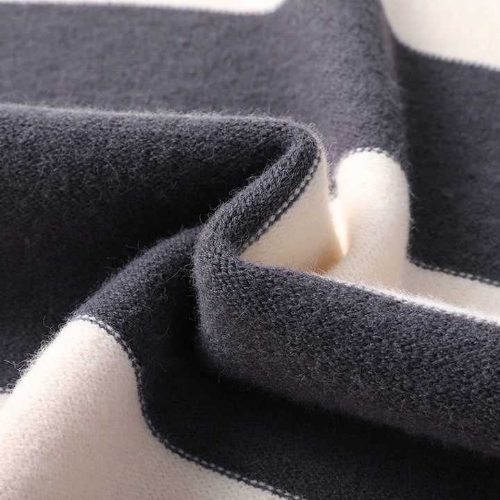 Herren Strickpullover mit schickem Streifenmuster und modernem Schnitt Echoarchiv