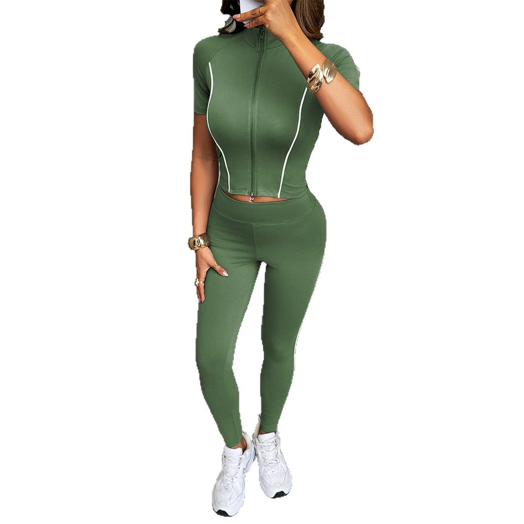 Damen Sportliches Set mit kurzem Oberteil und enganliegenden Leggings Echo Archiv