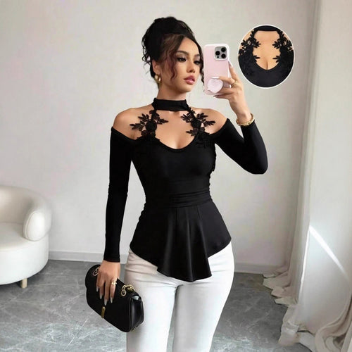 Damen nan schulterfreies Langarm-Top mit Chokerkragen, floralen Spitzenapplikationen und tailliertem Schößchen Echo Archiv