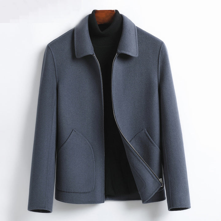 Herren Elegante Kurzjacke aus Wollmix mit Stehkragen, verdecktem Reißverschluss und konturierten Eingrifftaschen Echoarchiv
