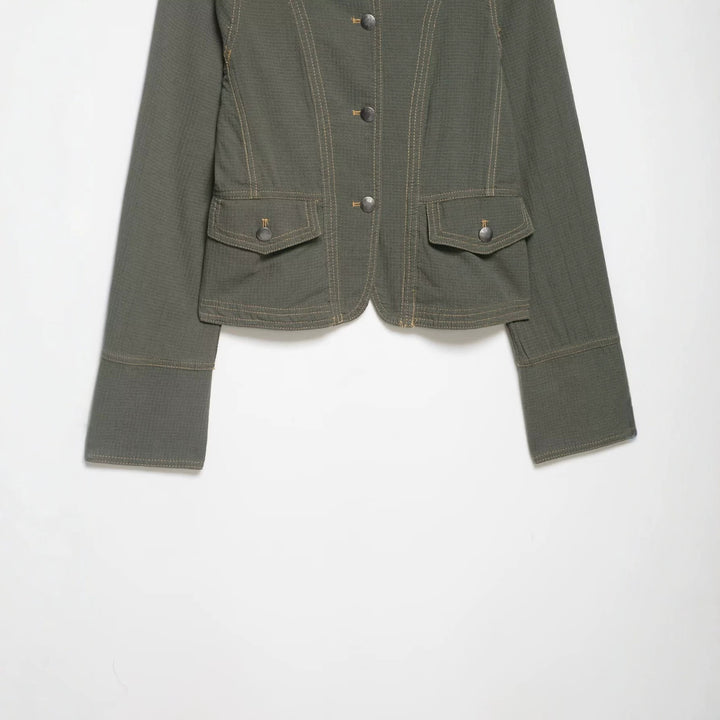 Damen Kurze Utility-Jacke mit Stehkragen, Schulterklappen und aufgesetzten Pattentaschen Echo Archiv