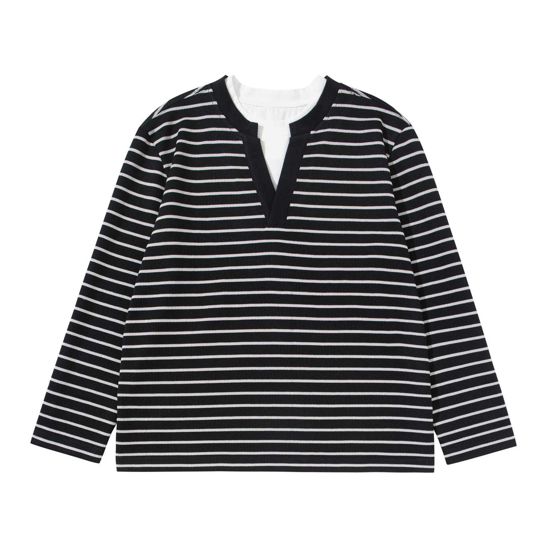 Damen Gestreiftes Strickshirt mit V-Ausschnitt und Lagenlook Echoarchiv