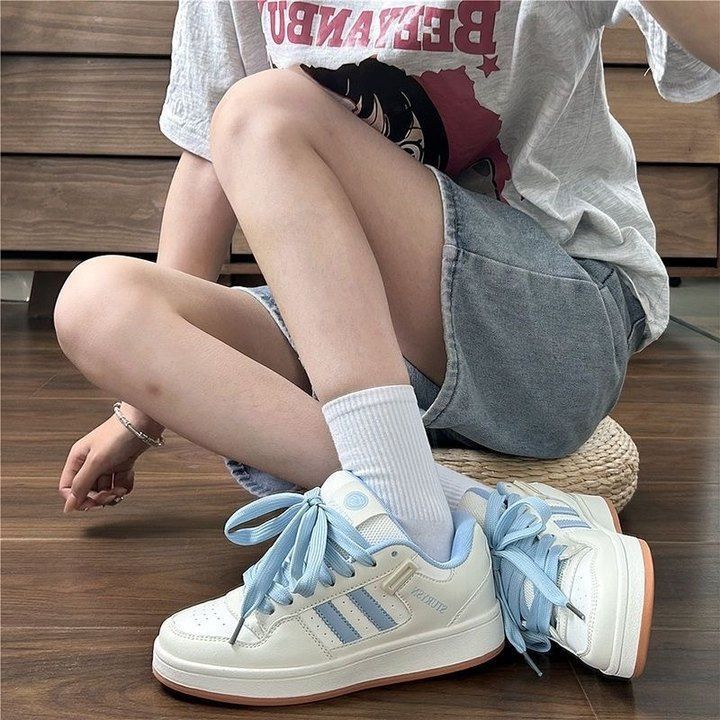 Damen Sportliche Sneakers im Retro-Look mit atmungsaktiver Oberflächenstruktur Echo Archiv