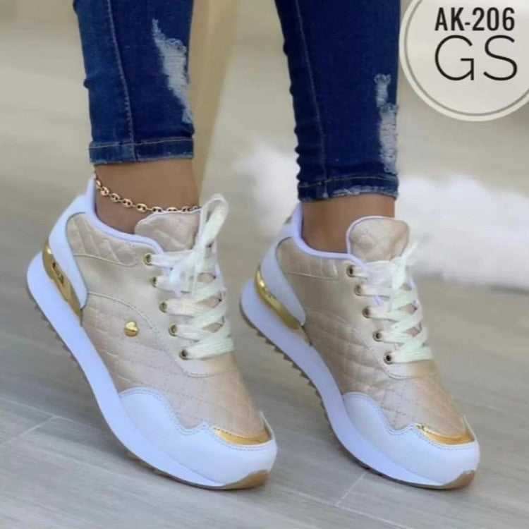 Damen Gepolsterte Sneaker mit Stepp-Optik und goldenen Akzenten Echoarchiv