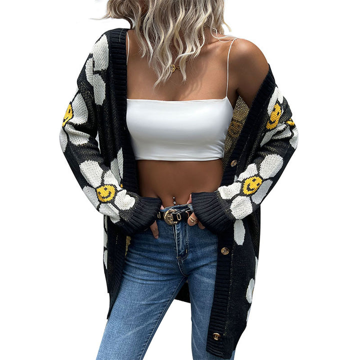 Damen Oversize-Strickcardigan mit Margeriten-Intarsien, V‑Ausschnitt und Knopfleiste – Veloura