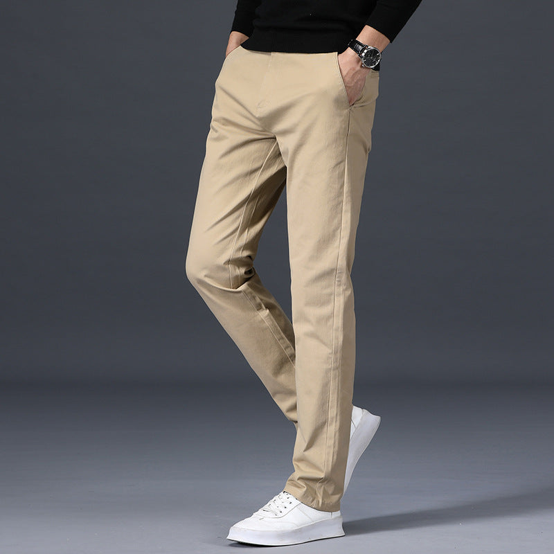 Herren Chino-Hose mit modernem Schnitt und praktischen Taschen Echoarchiv