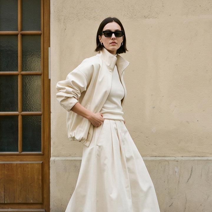 Damen Oversize Cropped-Blouson mit Tunnelzug und fließendem Maxi‑Rock mit Beinschlitz Echoarchiv