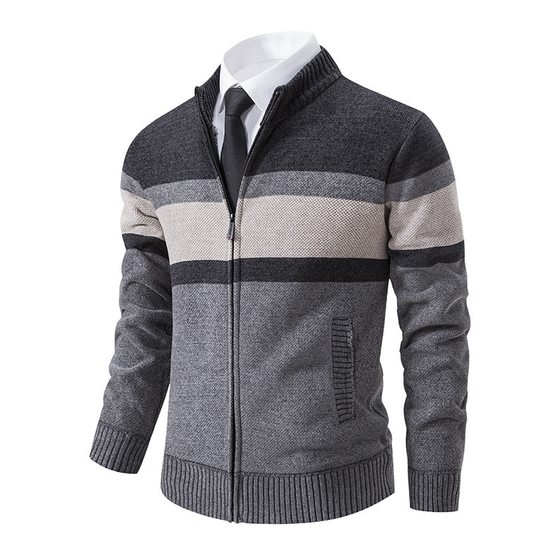 Herren Strickjacke mit hohem Kragen und innovativem Zip Echoarchiv