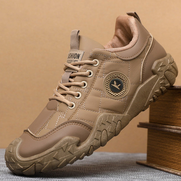 Herren Robuster Outdoor-Sneaker mit profilierter Trail-Sohle und gesteppter Obermaterial-Optik Echoarhiv