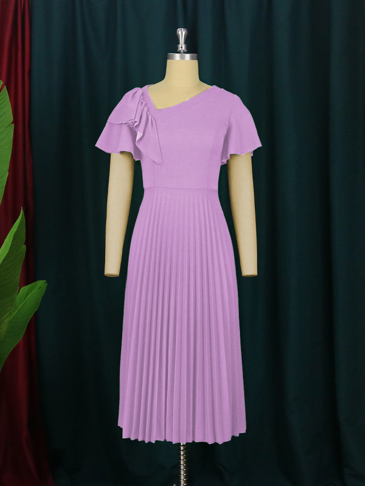 Damen Plissee-Kleid mit asymmetrischem Schnitt und eleganter Rüsche Echo Archiv