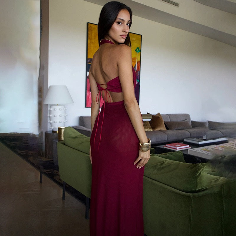 Damen Elegantes Maxikleid mit Halterneck und figurbetontem Schnitt Echo Archiv