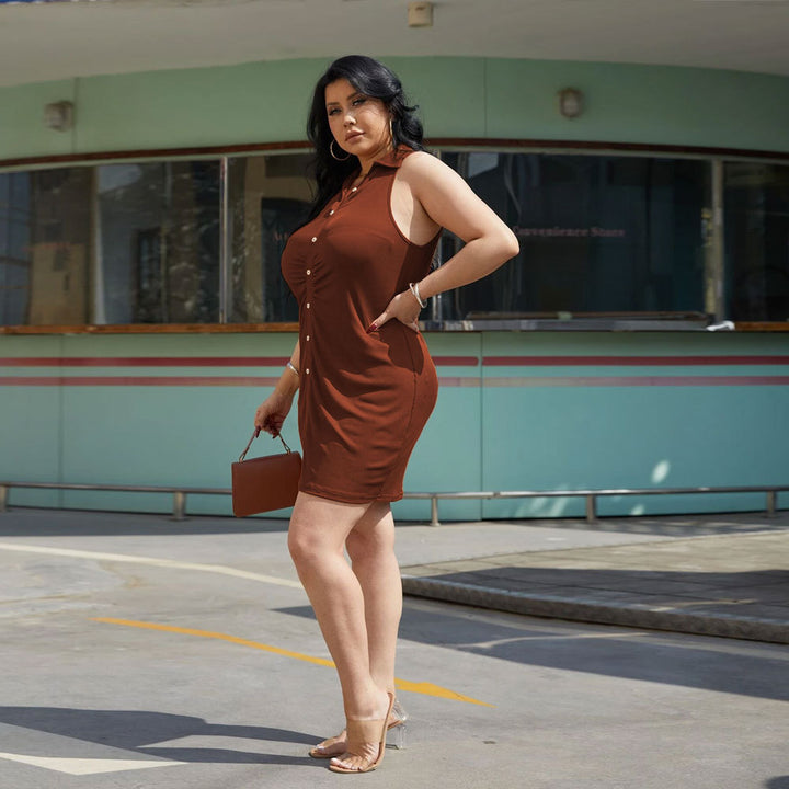 Damen Freizeitkleid mit Knopfdetails und figurbetontem Schnitt Echo Archiv