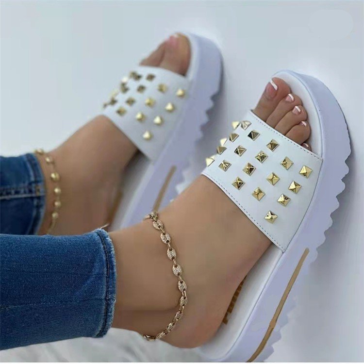 Damen nan Nieten-Pantolette mit gepolstertem Komfortfußbett und profiliertem Flatform-Absatz Echo Archiv