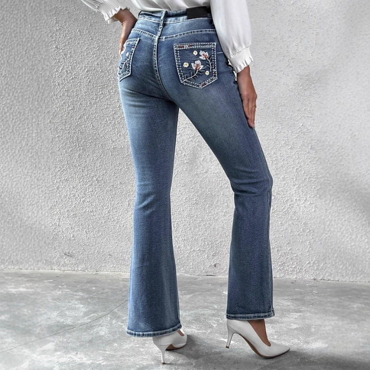 Damen schlanke Bootcut-Jeans mit leichtem Schlag und sculptendem Stretchbund Echo Archiv