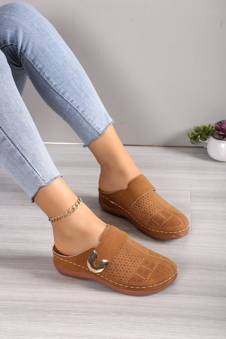 Damen Perforierte Komfort-Clogs mit Orthopädischer Einlegesohle Echo Archiv