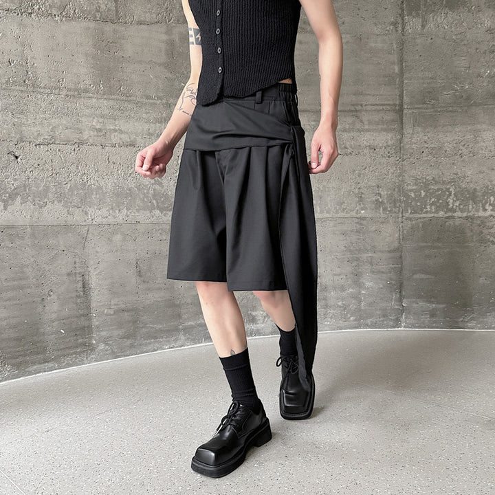 Herren modische Kurzgröße Shorts mit asymmetrischem Design und innovativen Details Echoarchiv