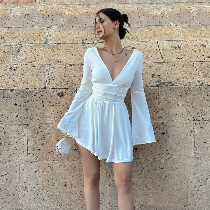 Damen elegantes Kleid mit tiefem V-Ausschnitt und langen Ärmeln Echo Archiv