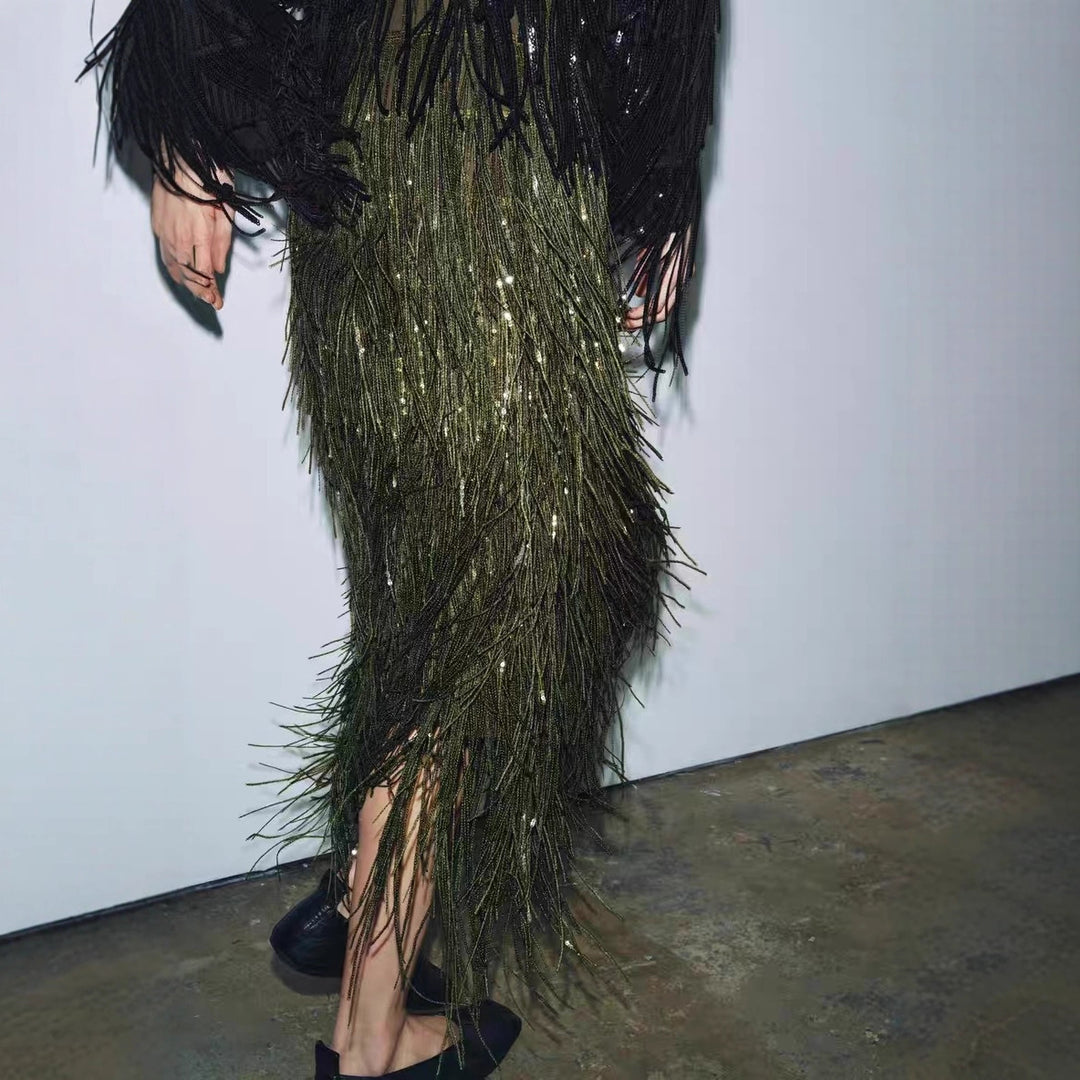 Damen Fransenrock aus schimmerndem Material mit eleganten Details Echo Archiv