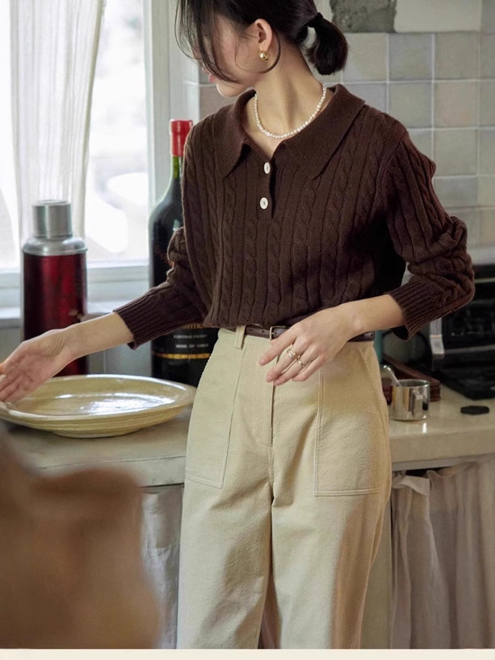 Damen Polokragen‑Zopfstrickpullover mit halber Knopfleiste Echoarchiv