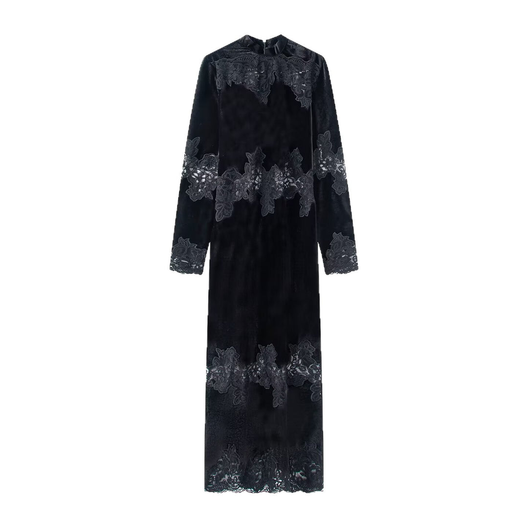 Damen Samt-Maxikleid mit Spitzenbesatz, Stehkragen und langen Ärmeln Echo Archiv