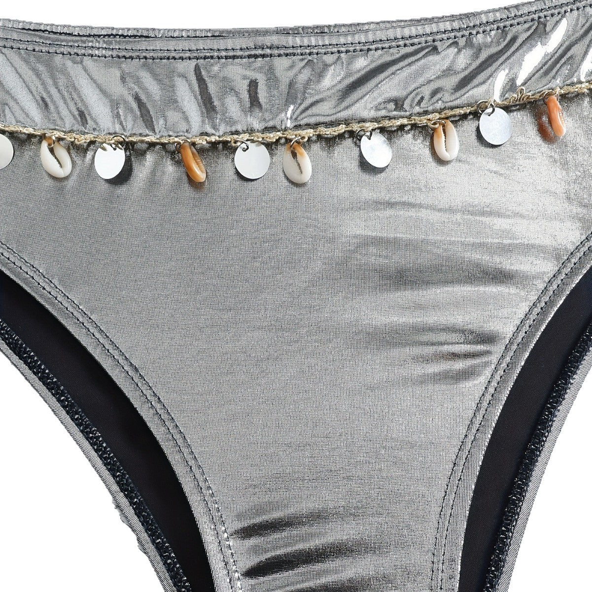 Damen Bandeau-Bikini mit eleganter Glanzoptik und modischen Muscheldetails Echo Archiv
