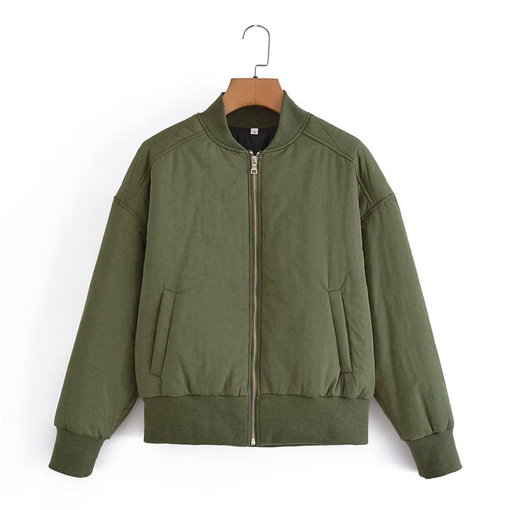 Damen Kurz geschnittene wattierte Blousonjacke mit geripptem Saum – Avenza