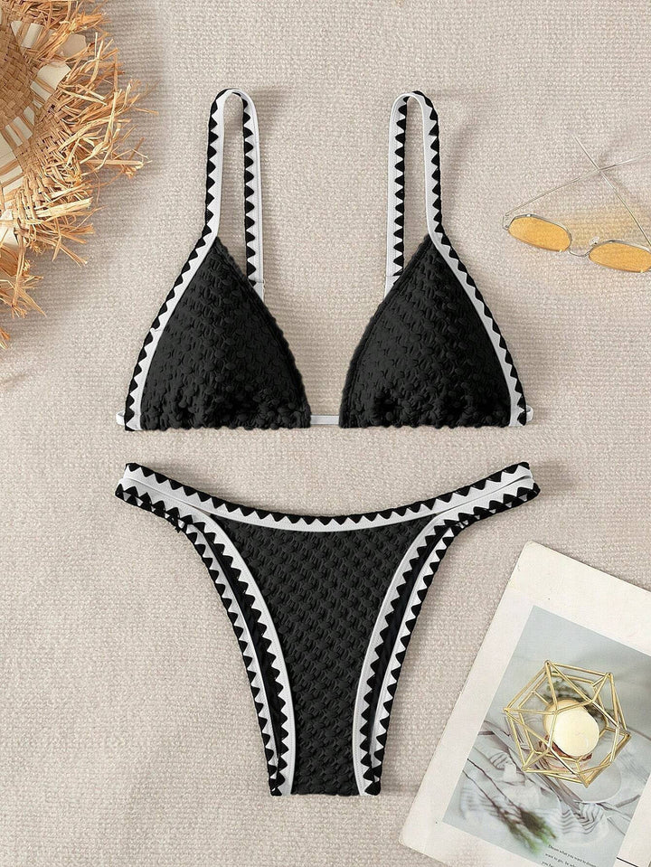 Damen Triangel-Bikini mit raffiniertem Häkelmuster Echo Archiv