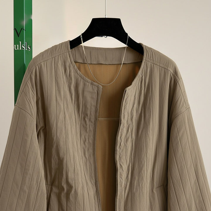 Damen Modische Steppjacke mit leichtem Schnitt Echo Archiv