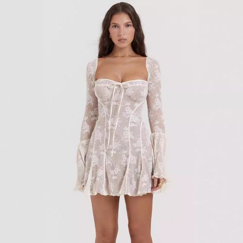 Damen romantisches Spitzenkleid mit Schnürung und flared Ärmeln Echo Archiv