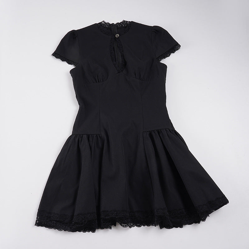 Damen verspieltes Puffärmel-Kleid mit Spitzenbesatz Echo Archiv