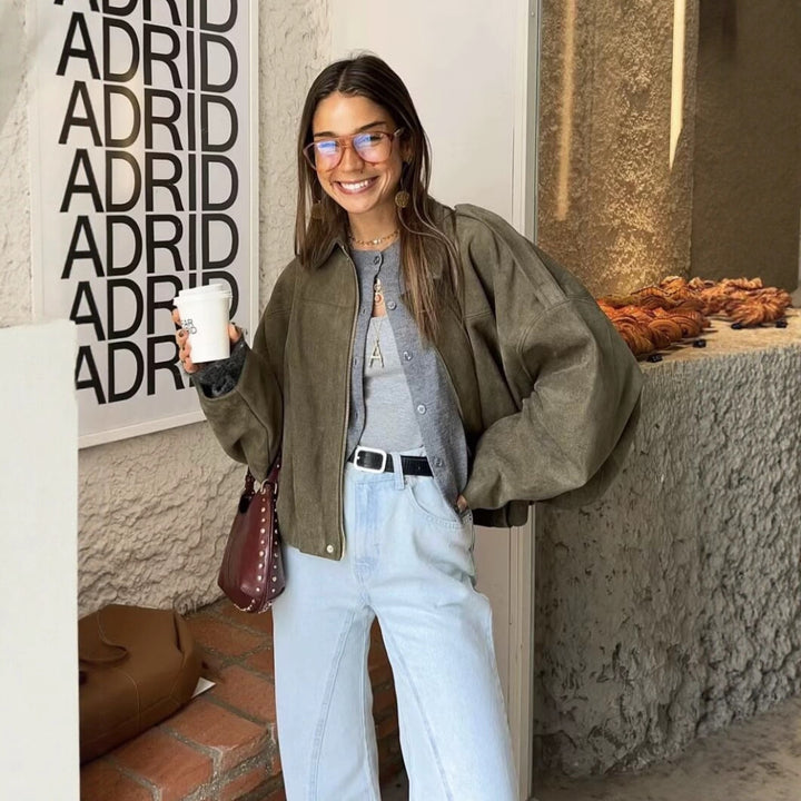 Damen Kurze Boxy‑Jacke im Oversize Wildleder‑Look mit Ballon‑Saum Echo Archiv