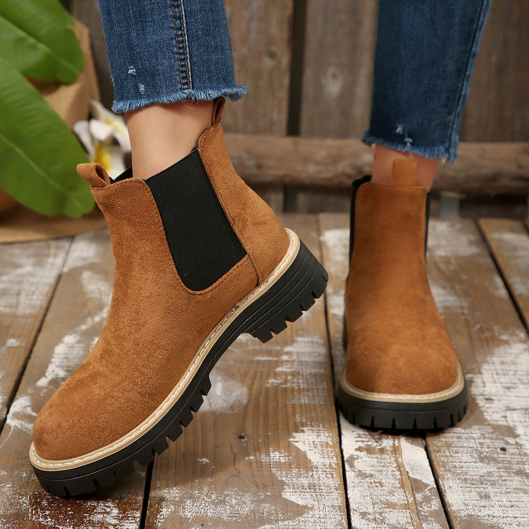 Damen nan Chelsea-Boots mit profilierter Traktorsohle und elastischen Seiteneinsätzen Echo Archiv
