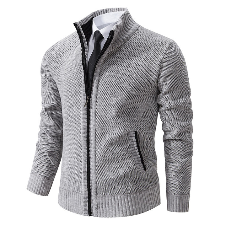 Herren elegante Strickjacke mit modernem Reißverschluss und hohem Kragen Echoarchiv