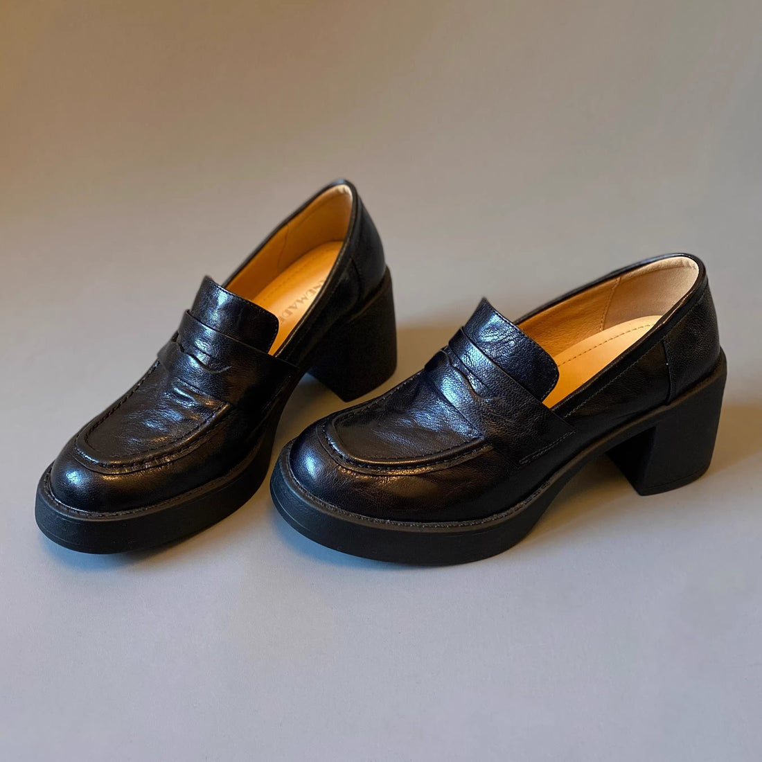 Damen Hochabsatz-Pennyloafer mit massivem Blockabsatz und profilierter Sohle Echo Archiv