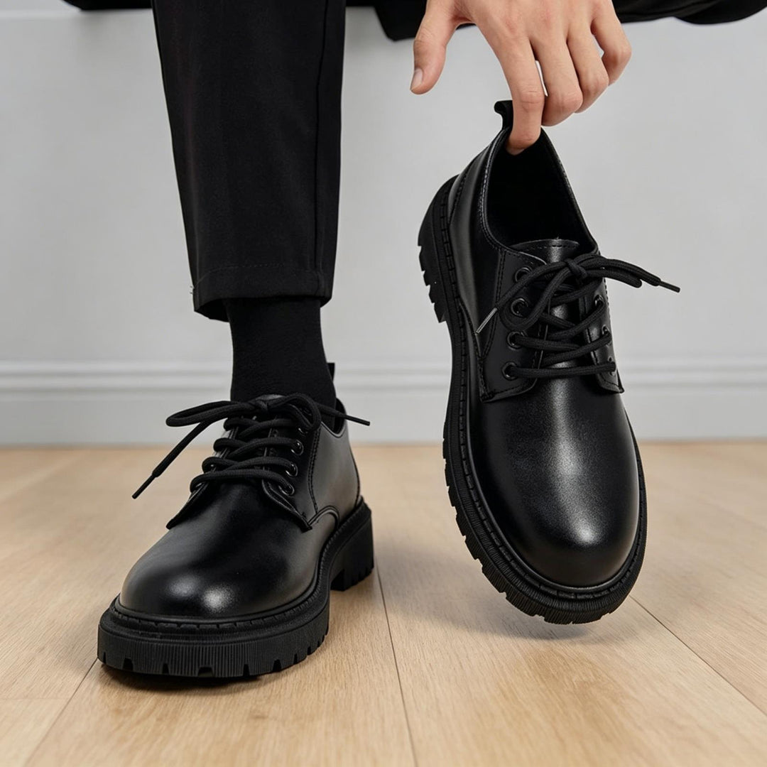 Herren Glänzende Lederschuhe Echoarchiv
