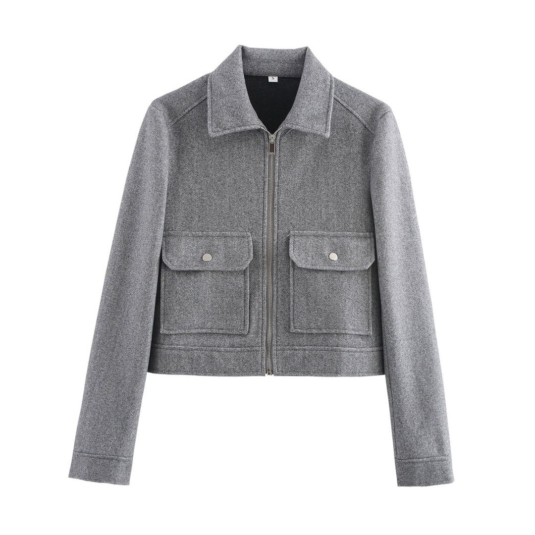 Damen 70+ kurze Wollmix‑Blousonjacke mit Reißverschluss, Hemdkragen und Pattentaschen Echo Archiv