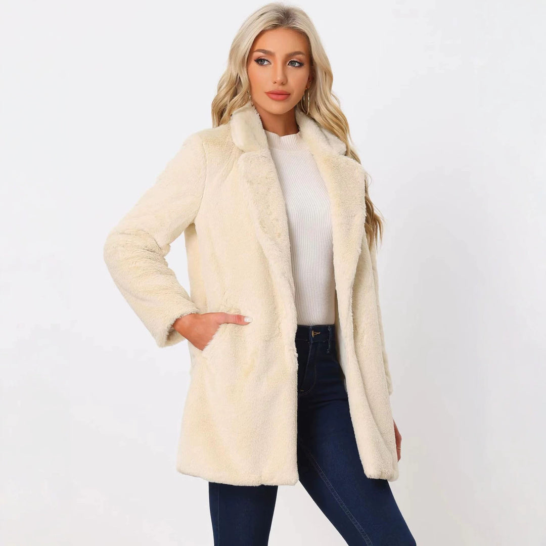 Damen Midilanger Kunstpelz‑Mantel mit softem Schalkragen und Eingrifftaschen Echo Archiv
