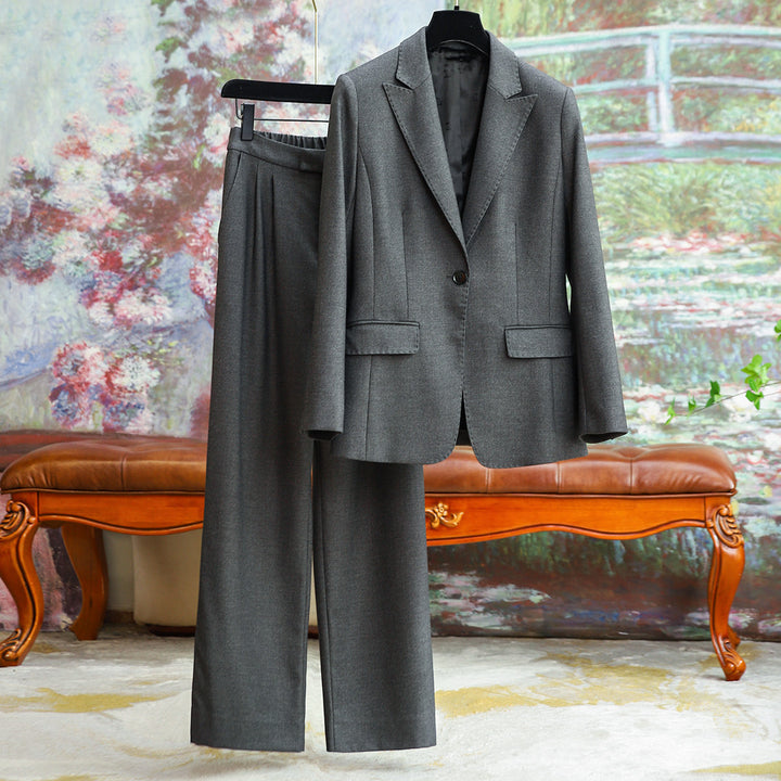 Damen Elegantes Blazer- und Hosen-Set Echoarchiv