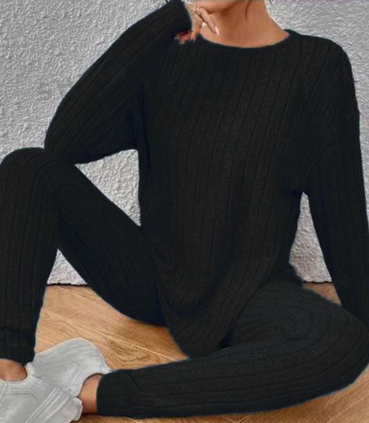 Damen Geripptes Feinstrick-Relax-Set mit Oversize-Pullover und schlanker Joggerhose Echoarchiv
