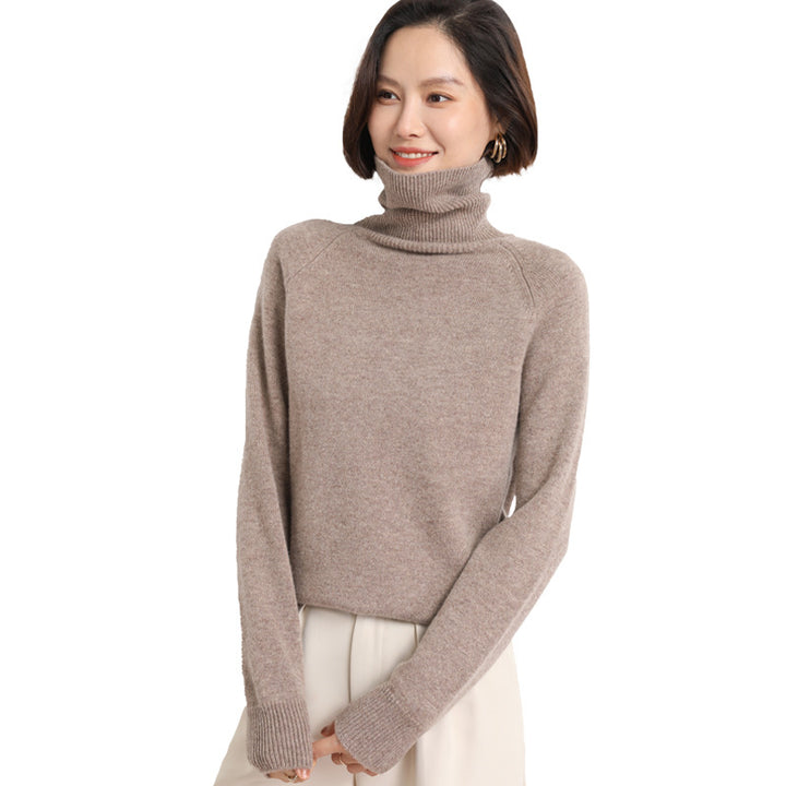 Damen Schlanker Rollkragenpullover aus feinem Strick mit Raglanärmeln Echoarchiv
